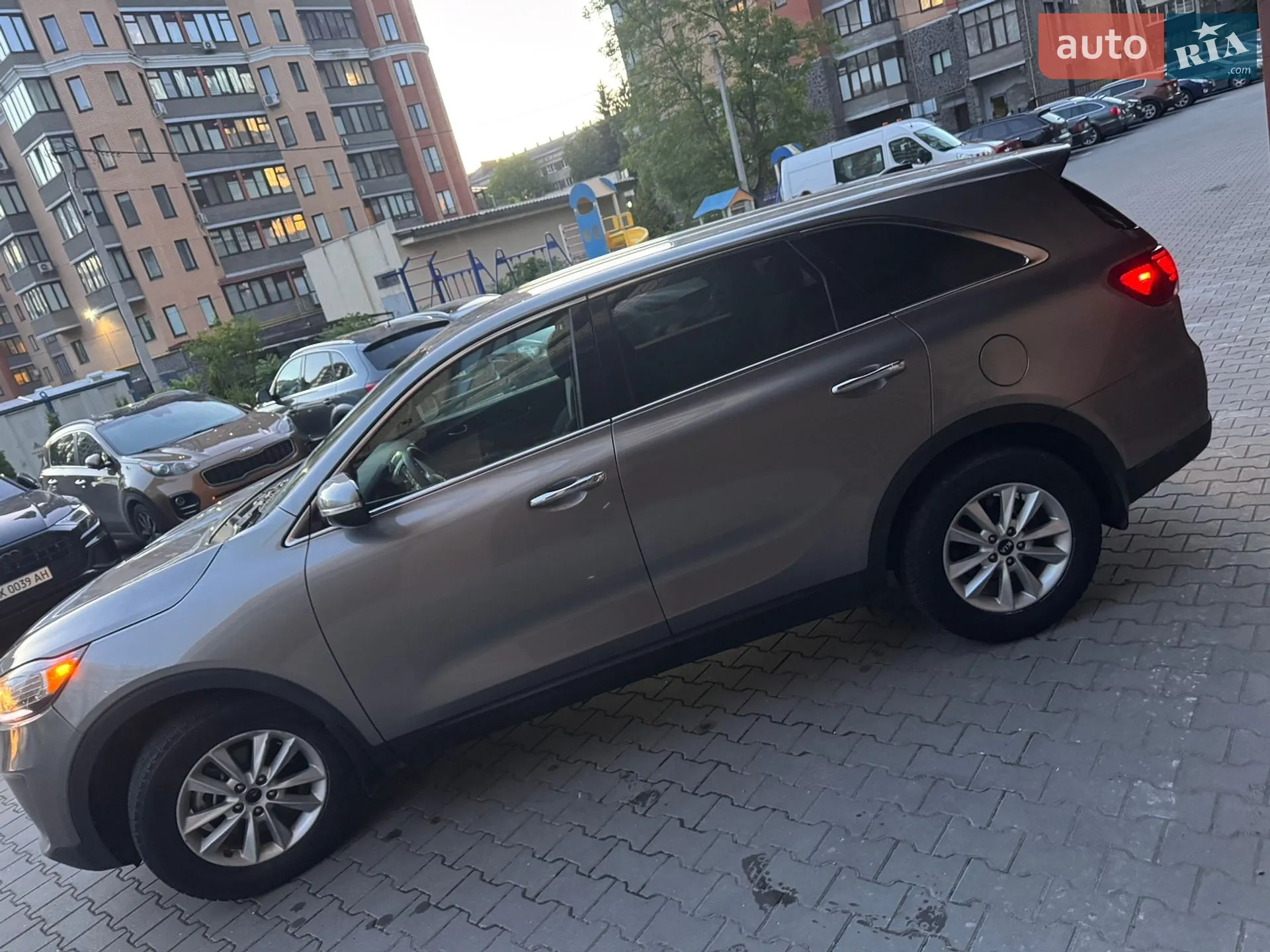 2018 Kia Sorento - мініатюра 3
