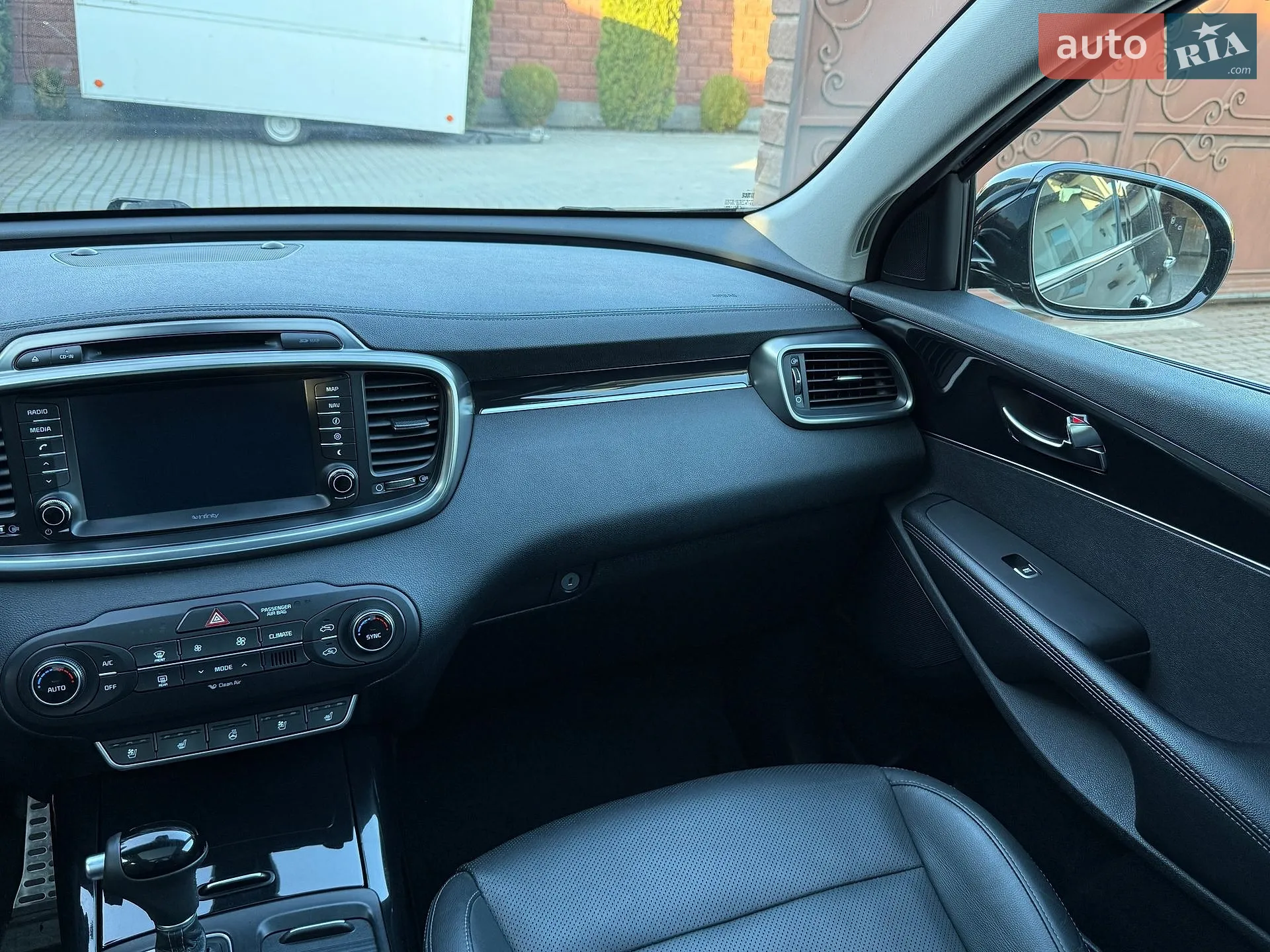 2016 Kia Sorento - мініатюра 120