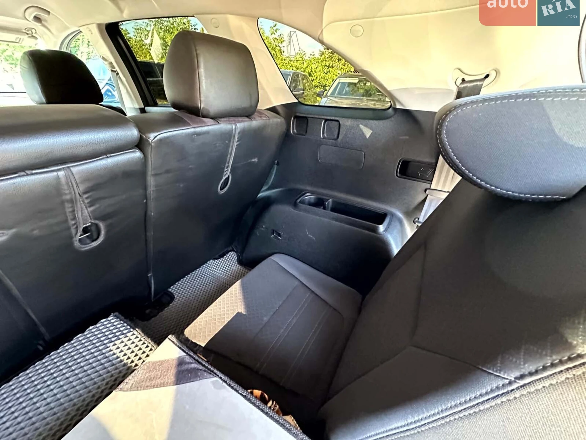 2018 Kia Sorento - мініатюра 16