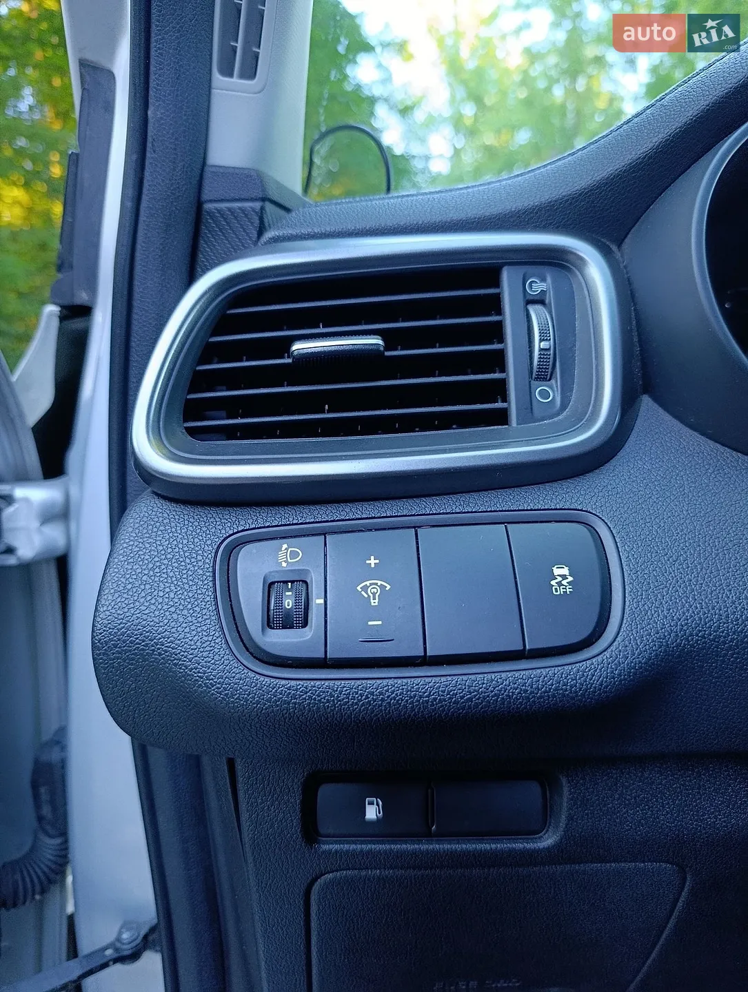 2015 Kia Sorento - мініатюра 47