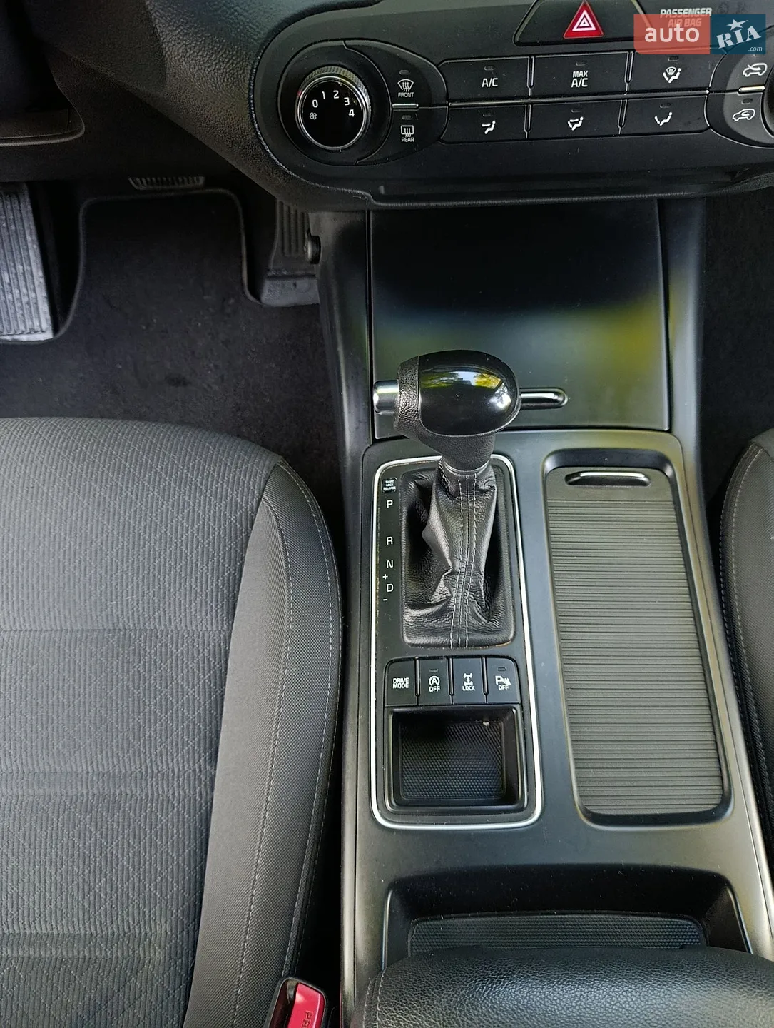 2015 Kia Sorento - мініатюра 9