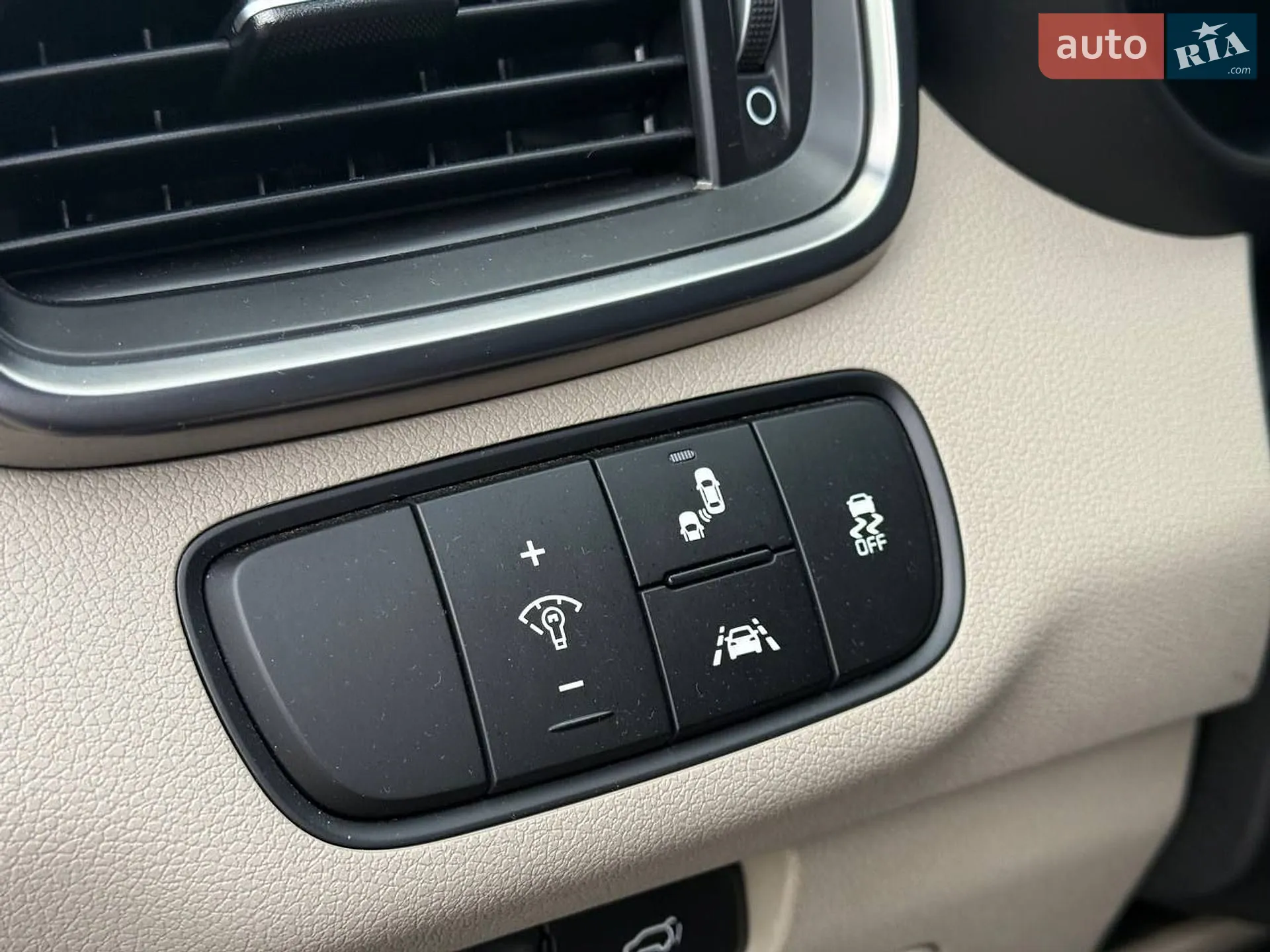 2017 Kia Sorento - мініатюра 21