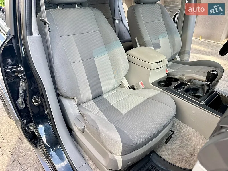 Kia Sorento 2006 VIN KNEJC524575686079 фото оголошення 47 з 165