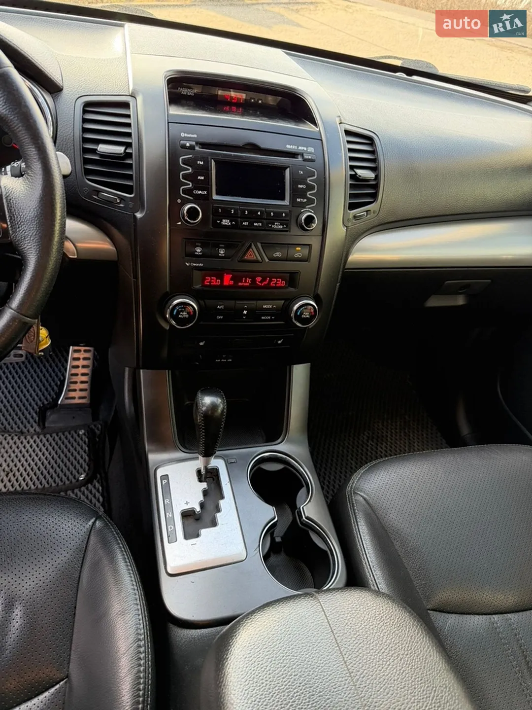2010 Kia Sorento - мініатюра 4