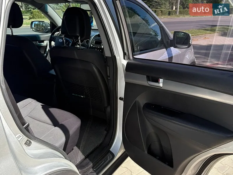 Kia Sorento 2009 VIN KNAKU814DA5040723 фото оголошення 20 з 50