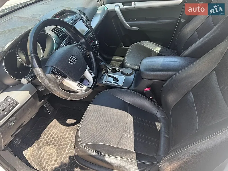 Kia Sorento 2012 VIN Y6DKU811DC5277924 фото оголошення 12 з 46