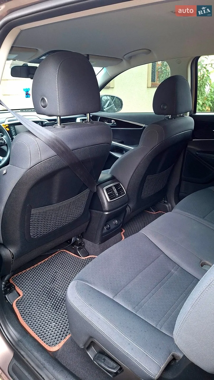 2019 Kia Sorento - мініатюра 21