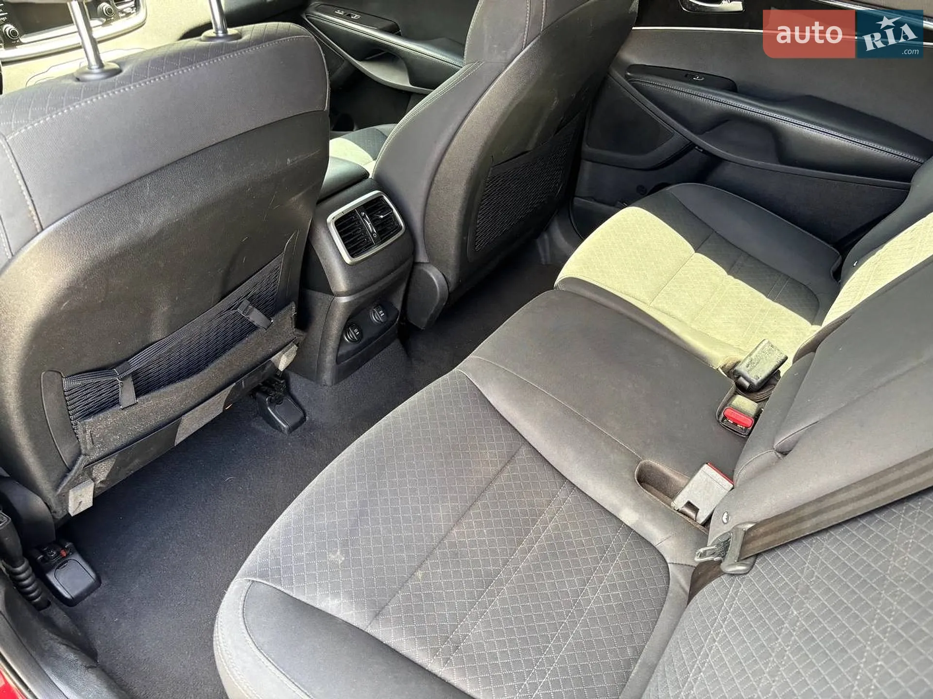 2017 Kia Sorento - мініатюра 9