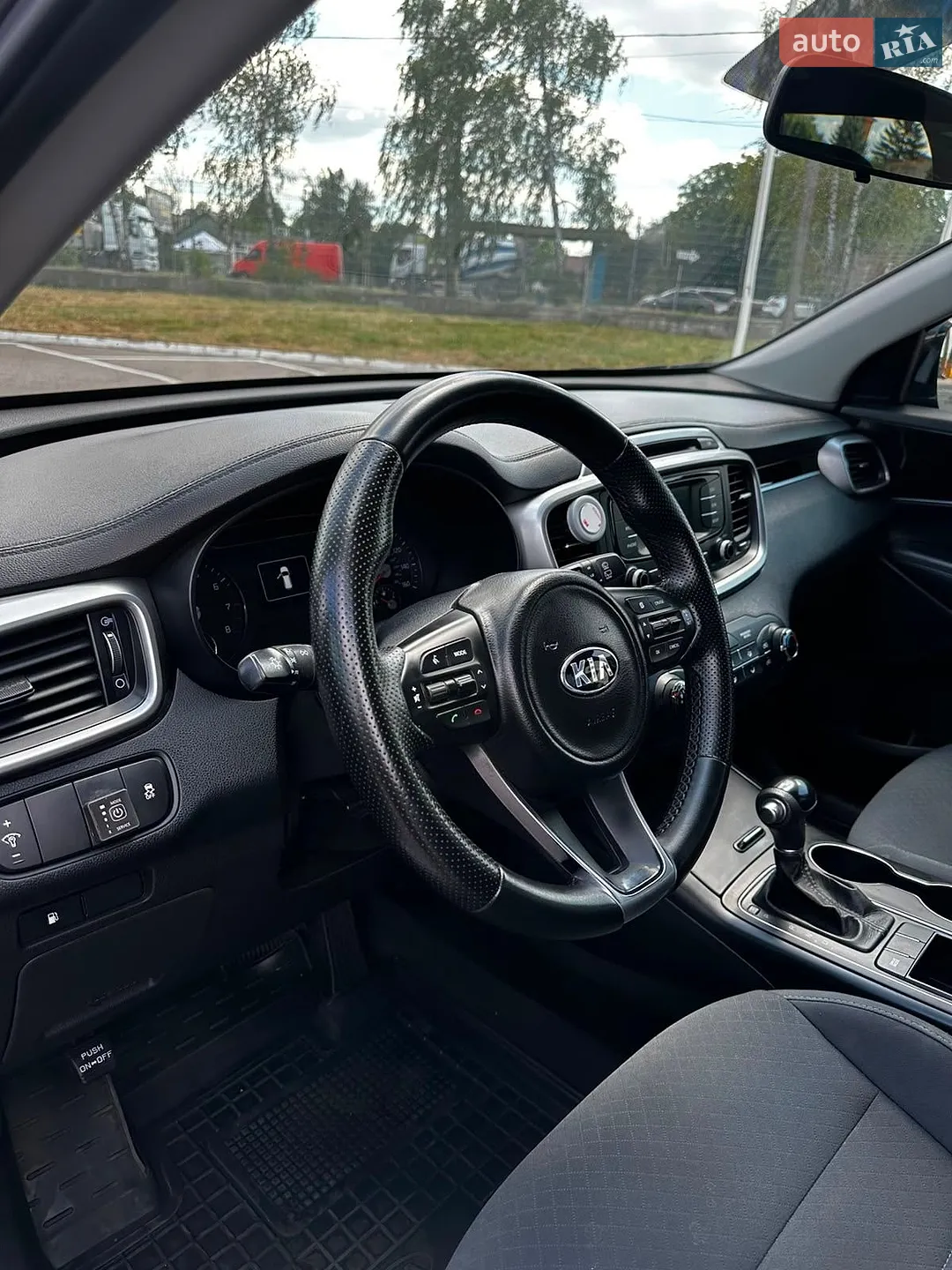 2017 Kia Sorento - мініатюра 11