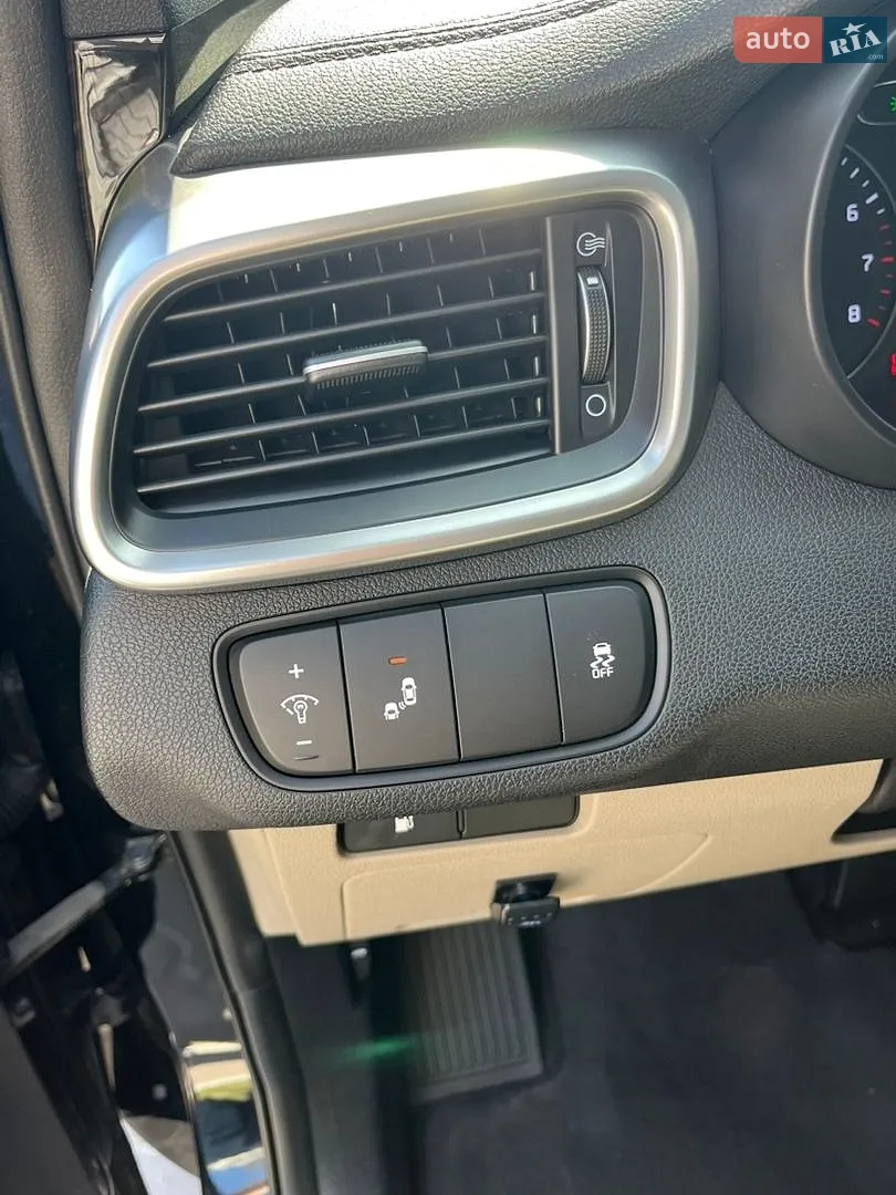 2019 Kia Sorento - мініатюра 25