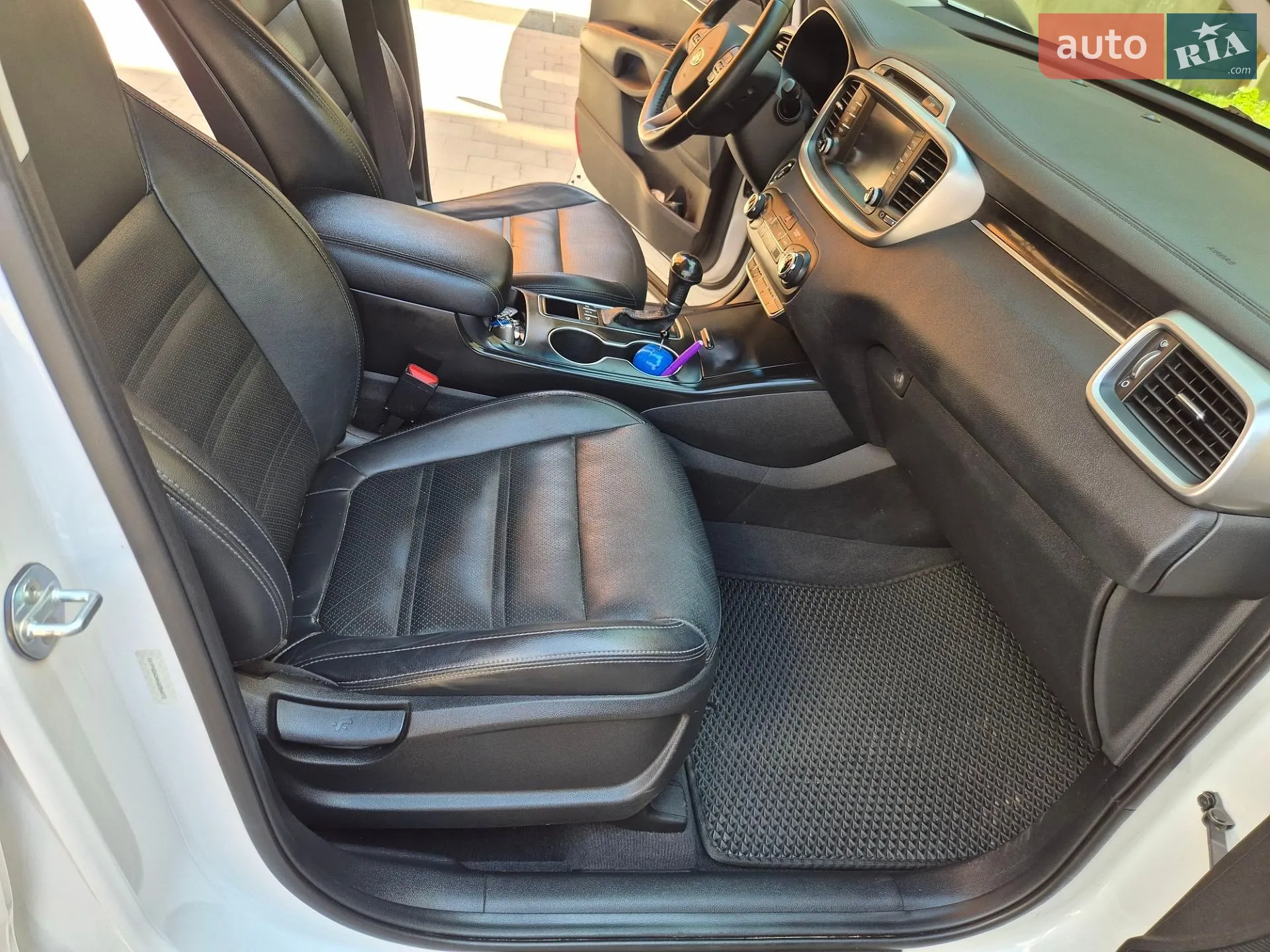 2017 Kia Sorento - мініатюра 16