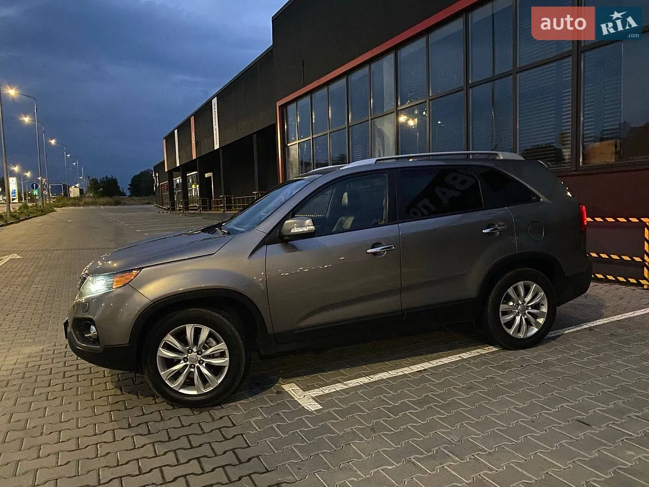 2010 Kia Sorento - мініатюра 2