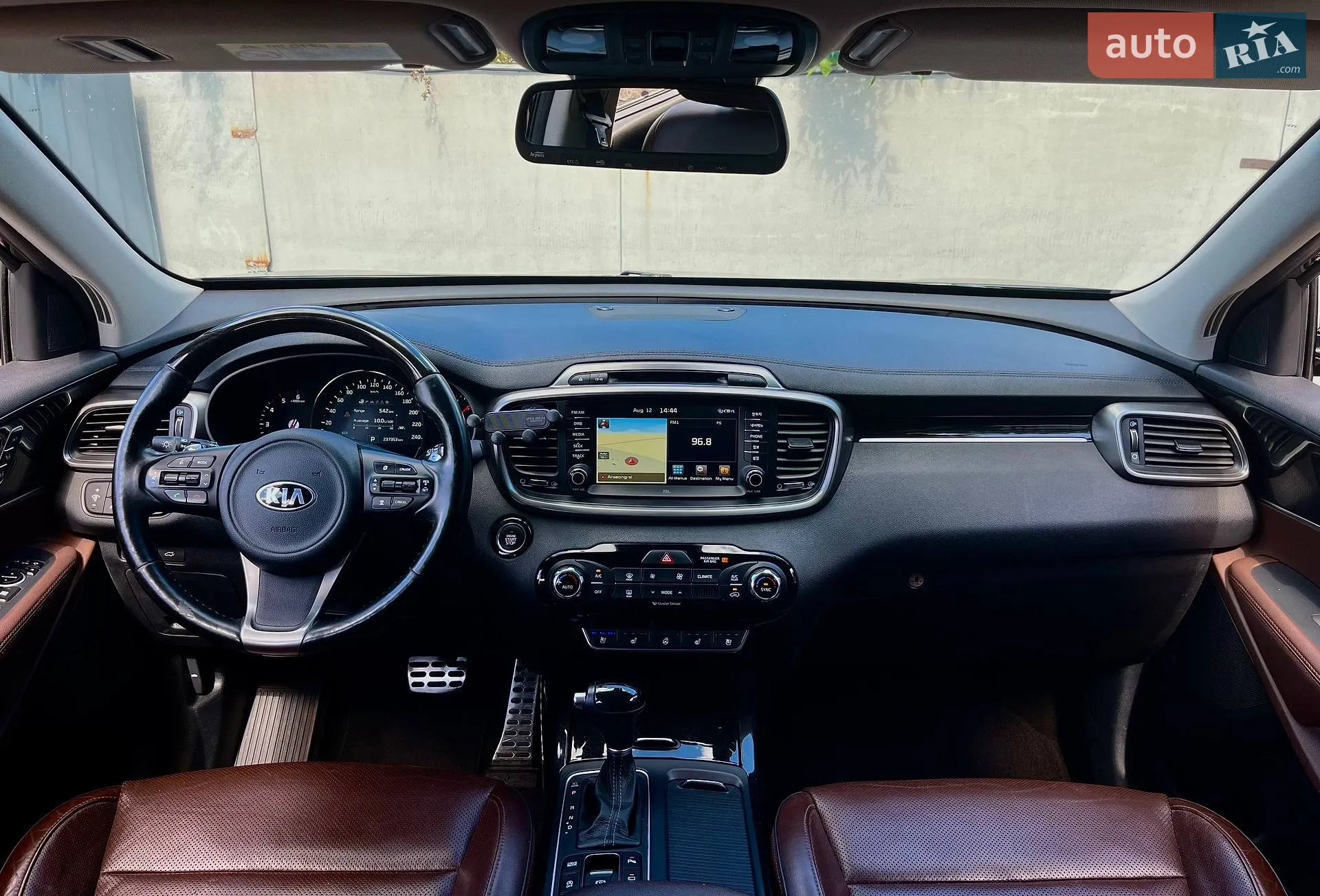 2017 Kia Sorento - мініатюра 16
