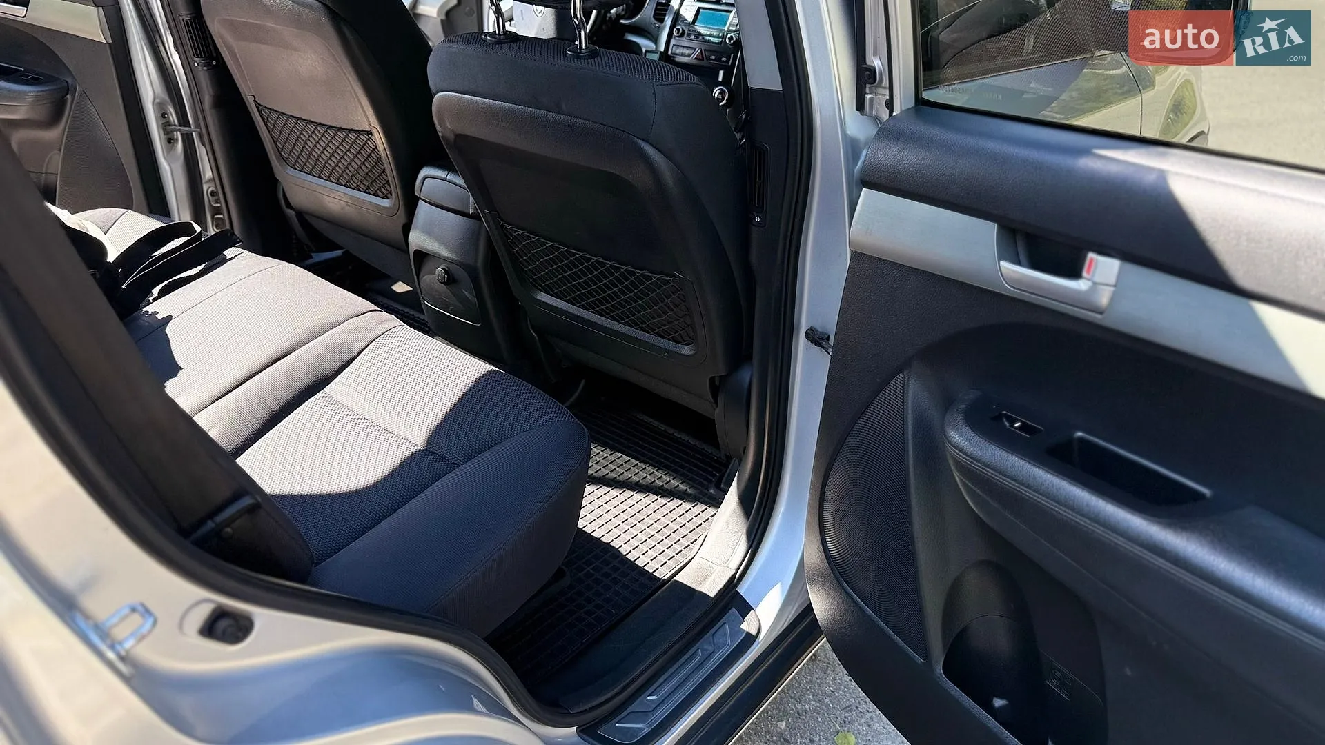 2010 Kia Sorento - мініатюра 24