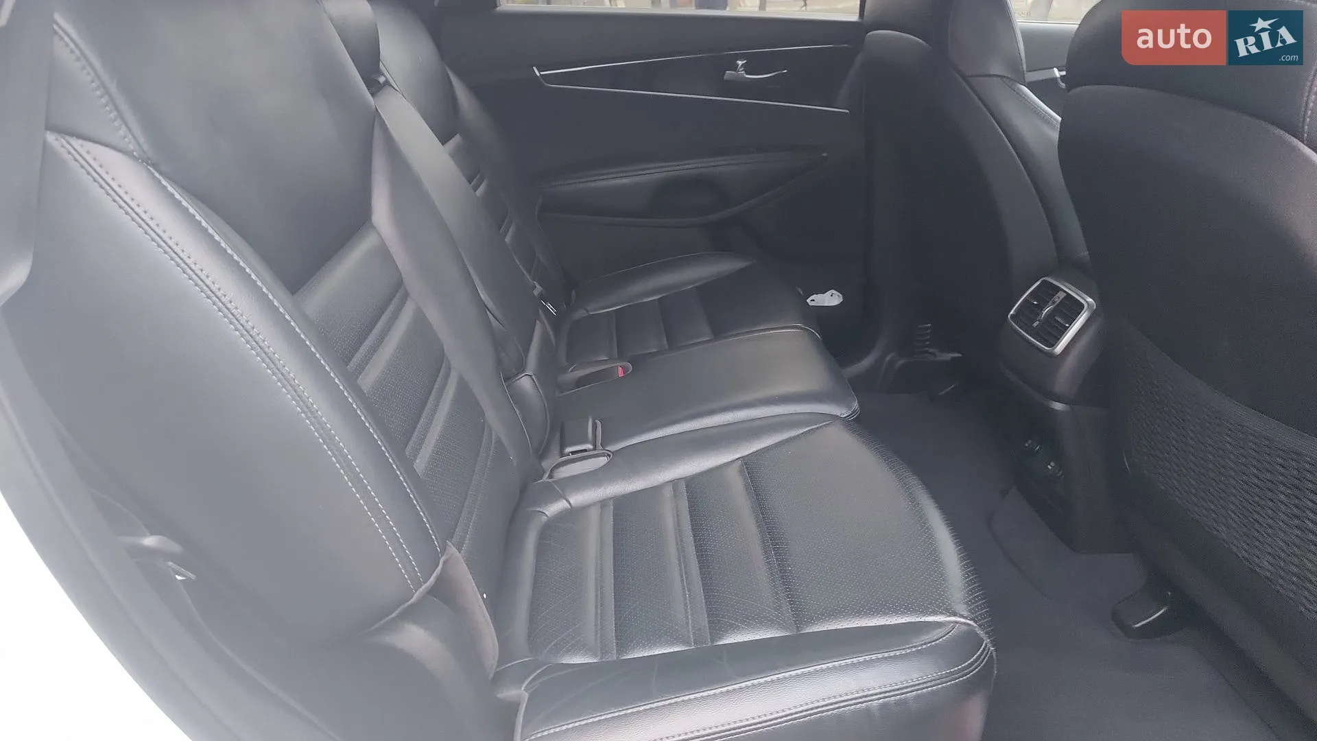 2017 Kia Sorento - мініатюра 14