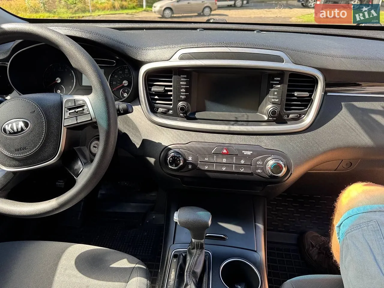2019 Kia Sorento - мініатюра 18