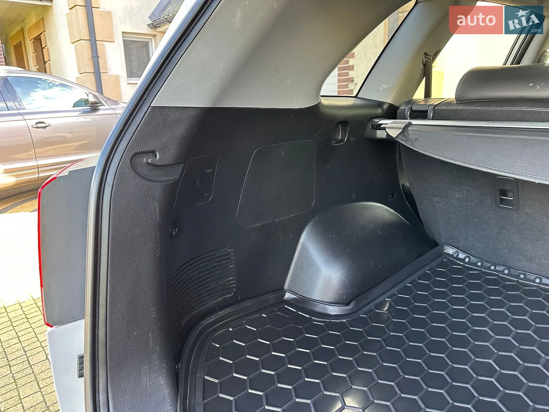 2011 Kia Sorento - мініатюра 174