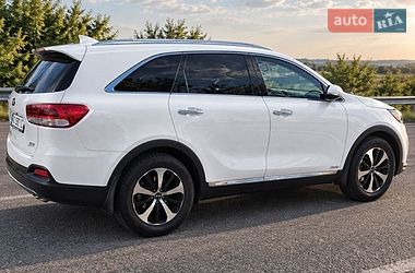 Позашляховик / Кросовер Kia Sorento 2015 в Іршаві