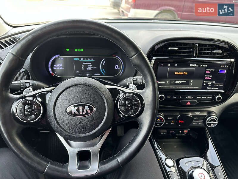 Позашляховик / Кросовер Kia Soul EV 2019 в Чорткові