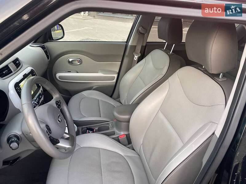Внедорожник / Кроссовер Kia Soul EV 2016 в Ковеле фото 20 Внедорожник / Кроссовер Kia Soul EV 2016 в Ковеле