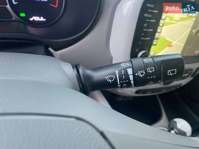 Внедорожник / Кроссовер Kia Soul EV 2016 в Ковеле фото 32 Внедорожник / Кроссовер Kia Soul EV 2016 в Ковеле