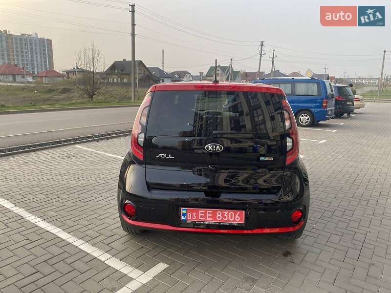 Внедорожник / Кроссовер Kia Soul EV 2016 в Ковеле фото 4 Внедорожник / Кроссовер Kia Soul EV 2016 в Ковеле
