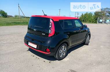 Позашляховик / Кросовер Kia Soul EV 2017 в Миколаєві