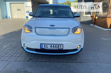 Внедорожник / Кроссовер Kia Soul EV 2016 в Владимир-Волынском