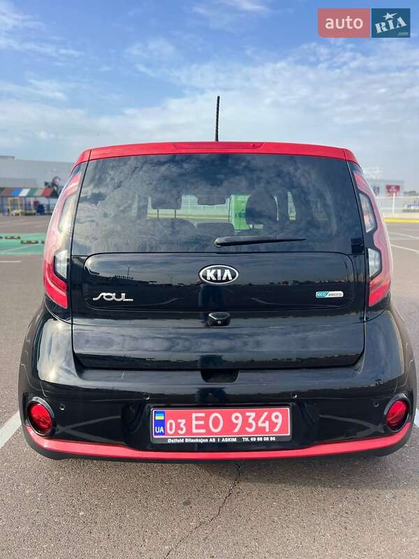 Внедорожник / Кроссовер Kia Soul EV 2015 в Одессе