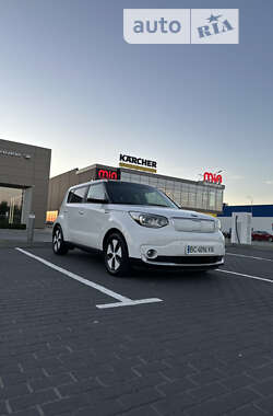 Внедорожник / Кроссовер Kia Soul EV 2016 в 