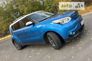 Позашляховик / Кросовер Kia Soul EV 2014 в Запоріжжі