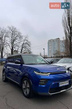 Внедорожник / Кроссовер Kia Soul EV 2020 в 