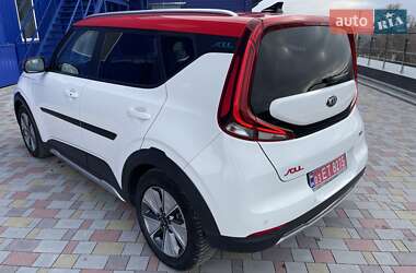 Внедорожник / Кроссовер Kia Soul EV 2020 в Хмельницком