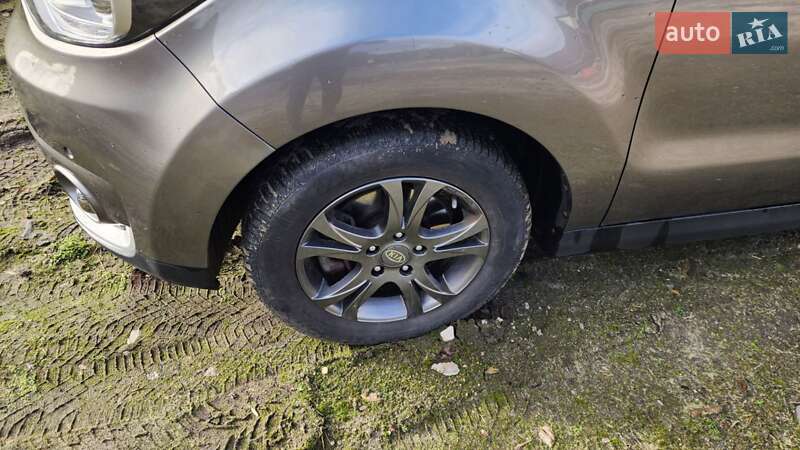 Внедорожник / Кроссовер Kia Soul EV 2015 в Камне-Каширском фото 10 Внедорожник / Кроссовер Kia Soul EV 2015 в Камне-Каширском