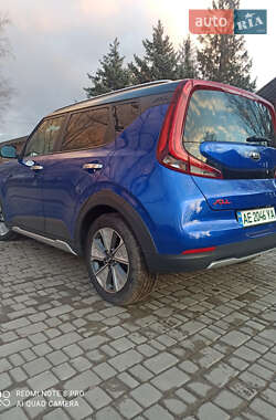 Внедорожник / Кроссовер Kia Soul EV 2020 в 