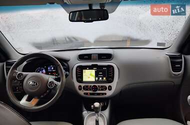 Внедорожник / Кроссовер Kia Soul EV 2015 в 