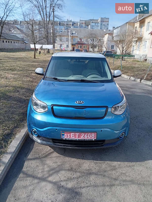 Kia Soul EV 2014