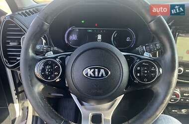 Позашляховик / Кросовер Kia Soul EV 2020 в 