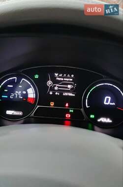 Внедорожник / Кроссовер Kia Soul EV 2015 в 
