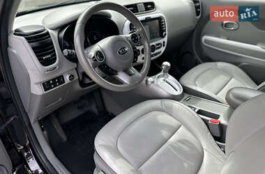 Внедорожник / Кроссовер Kia Soul EV 2017 в 