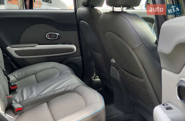 Позашляховик / Кросовер Kia Soul EV 2015 в 