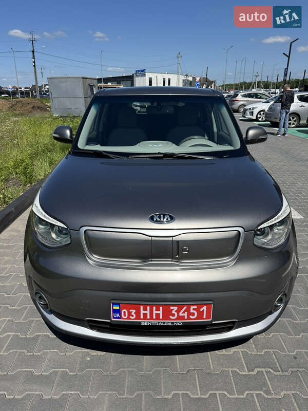 Позашляховик / Кросовер Kia Soul EV 2017 в Луцьку
