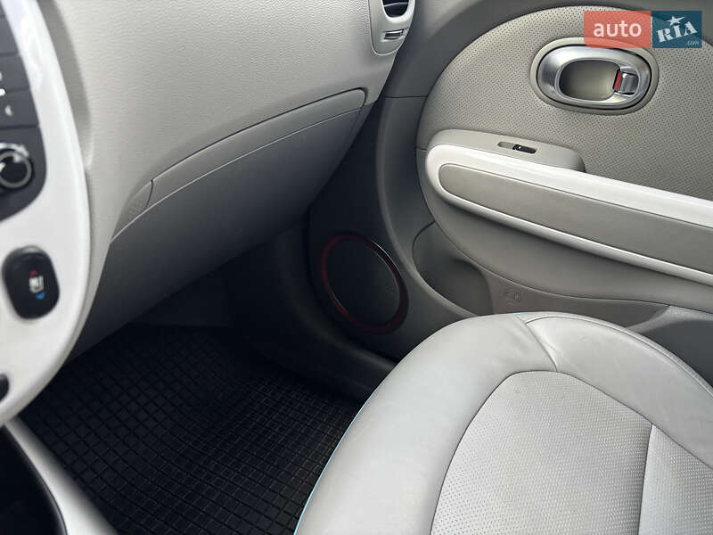 Внедорожник / Кроссовер Kia Soul EV 2016 в Житомире фото 14 Внедорожник / Кроссовер Kia Soul EV 2016 в Житомире