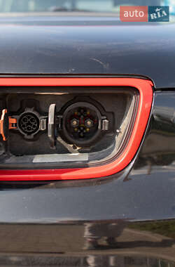 Внедорожник / Кроссовер Kia Soul EV 2015 в 