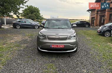 Внедорожник / Кроссовер Kia Soul EV 2015 в 
