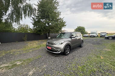 Внедорожник / Кроссовер Kia Soul EV 2015 в 