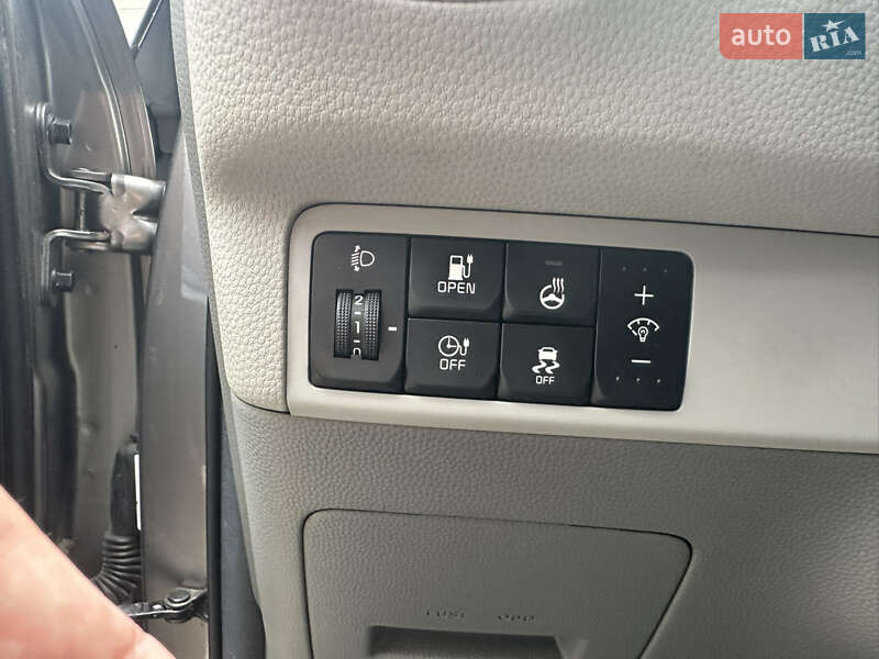 Позашляховик / Кросовер Kia Soul EV 2016 в Києві