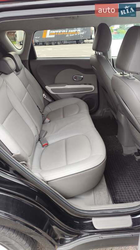 Позашляховик / Кросовер Kia Soul EV 2016 в Львові