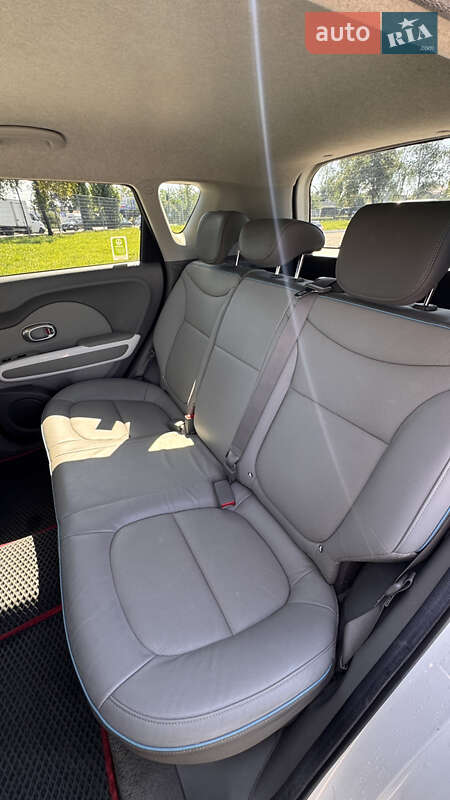 Внедорожник / Кроссовер Kia Soul EV 2015 в Житомире фото 8 Внедорожник / Кроссовер Kia Soul EV 2015 в Житомире