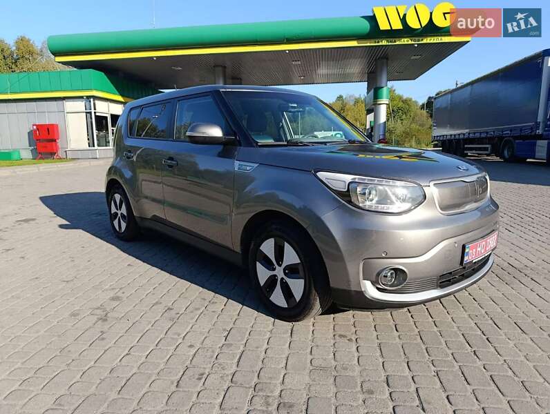 Внедорожник / Кроссовер Kia Soul EV 2015 в Ковеле